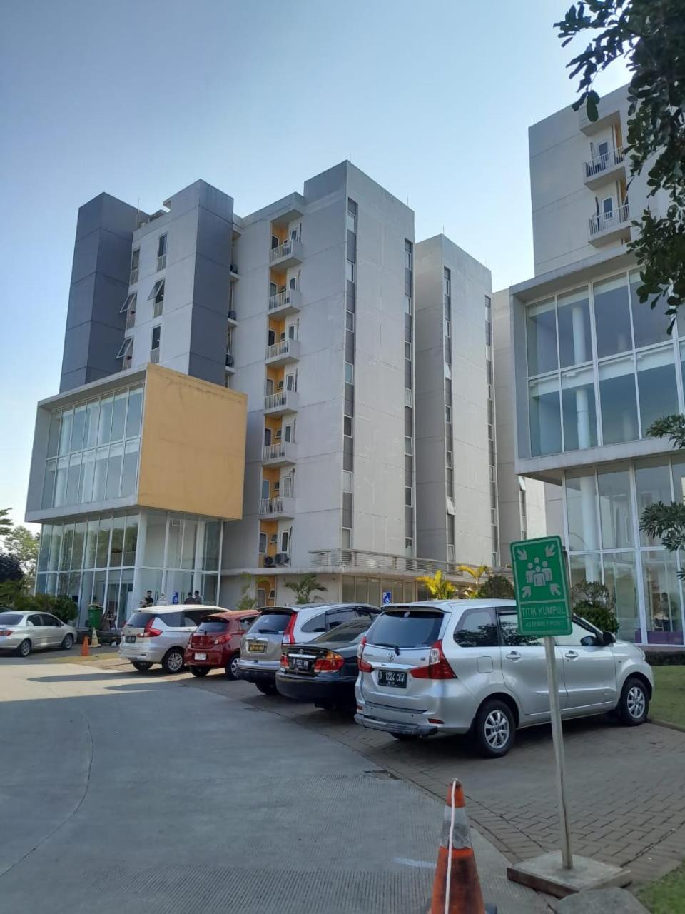 Dnd Room Aero Tangerang Exterior photo